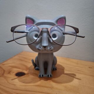 We did something really fun, really quirky and very useful! 

If you've found yourself not knowing what to do with your glasses when you're working at your desk or next to your bed without them getting damaged by accident with heavy books, a laptop or coffee spills then this is the best gift for yourself or a loved one. 

We created these as test runs, what do you think? 

#3Dprint #thecustomforgeworx #glassesholder #catlovers #mustacheman